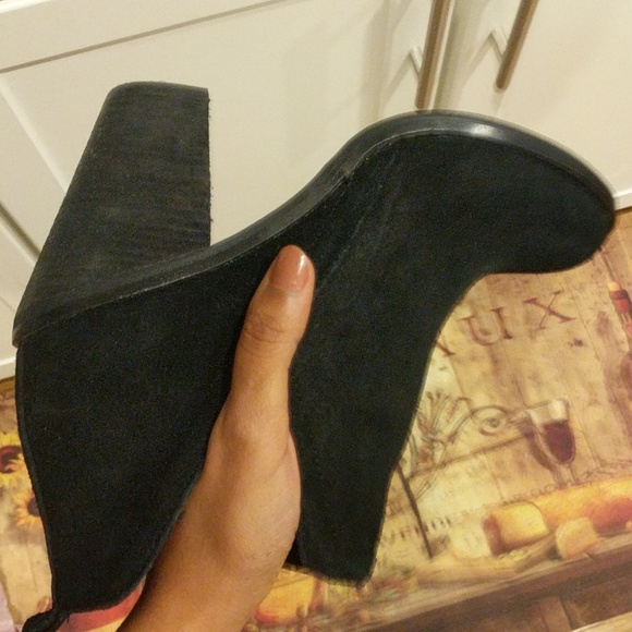 Nine West Suede Black Boots - Picture 3 of 3